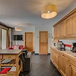 Le Paradis 2, Alpes Agency, Chamonix, Sleeps 4-5 Apartament *