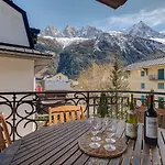 Le Paradis 2, Alpes Agency, Chamonix, Sleeps 4-5 Apartament Chamonix