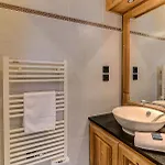 Le Paradis 2, Alpes Agency, Chamonix, Sleeps 4-5 Apartament *