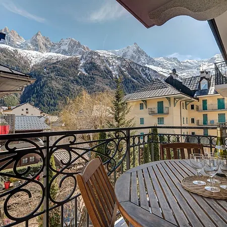 Le Paradis 2, Alpes Agency, Chamonix, Sleeps 4-5