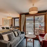 Le Paradis 2, Alpes Agency, Chamonix, Sleeps 4-5 Appartement Chamonix