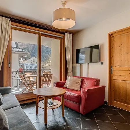 Le Paradis 2, Alpes Agency, Chamonix, Sleeps 4-5